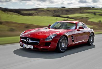 "Mercedes Benz SLS AMG 2011" تجسيدا للتكنولوجيا العالية